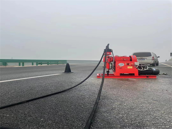 白银马路路基路面开裂下沉注浆加固灌浆